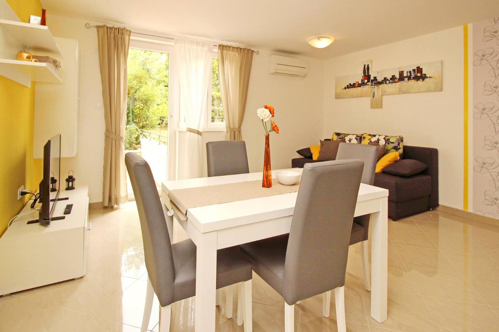Guest house Gorica 2 4*